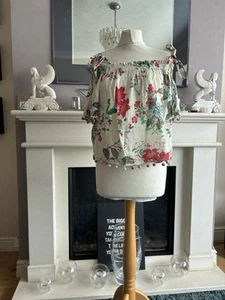 summer Bardot causal light off shoulder top bnwt floral colourful cream pink - Picture 1 of 4