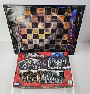 Transformers Chess Set Complete Board 2007 Autobot vs Decepticon - Picture 1 of 9