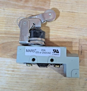MARS Air Door 20A 125 or 250VAC Roller Limit Switch - Picture 1 of 4