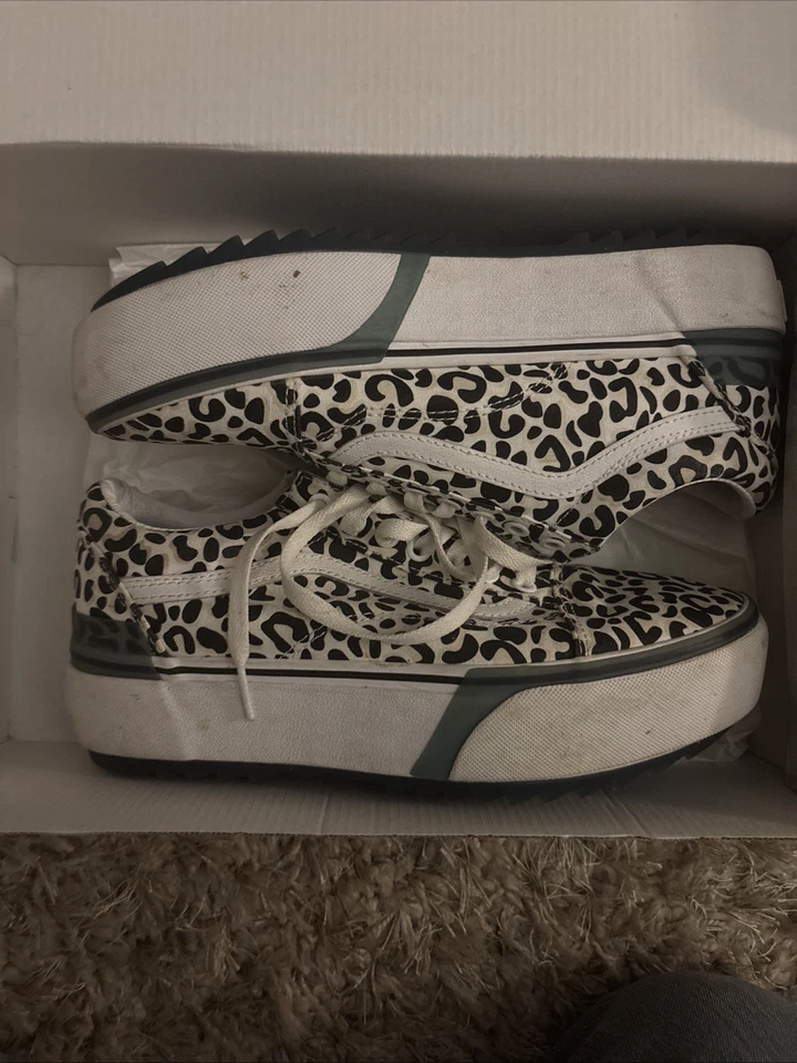 Furgonetas para mujer con estampado de leopardo 9,5 Foto 1 de 4