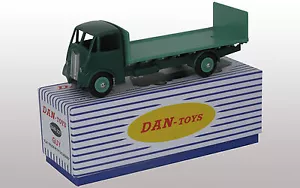 DAN TOYS GUY FLAT TRUCK with tailboard vert (exclu.Dan-Toys 500 Ex) Ref DAN 231 - Bild 1 von 1