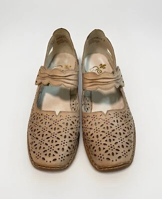 Zapatos planos cómodos Rieker de cuero antiestrés floral corte láser Mary Jane 9,5/41 Foto 1 de 4