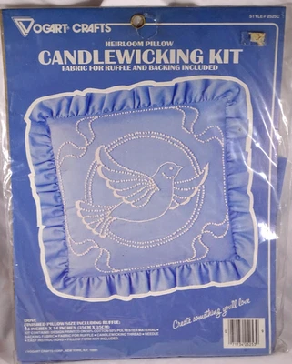 Kit de absorción de velas artesanales Dove Vogart almohada reliquia SELLADA azul Foto 1 de 4