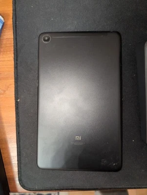 Tablet Xiaomi Mi Pad 4 - Immagine 1 di 2