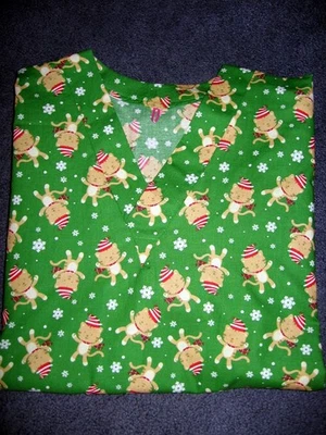 Christmas Cats & Snowflakes Handmade Green Cotton Scrub Top size Small 30-32 - Image 1 of 2