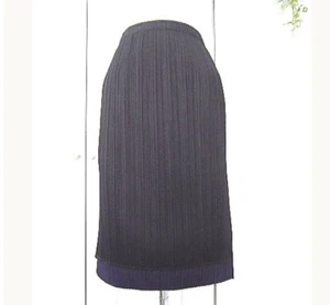 PLEATS PLEASE Pleated Knee Length Skirt Size 1 Black Purple - Picture 1 of 4