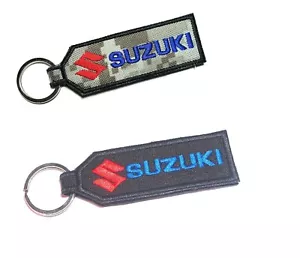 SUZUKI SCHLÜSSELANHÄNGER BIKER MOTORRAD ROLLER BESTICKT ETIKETT SCHLÜSSELRINGHALTER - Bild 1 von 8