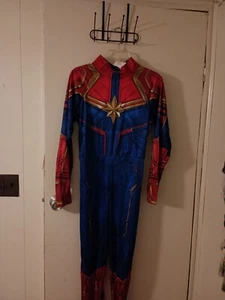 Captain Marvel Boys Size Large Costume - Picture 1 of 8