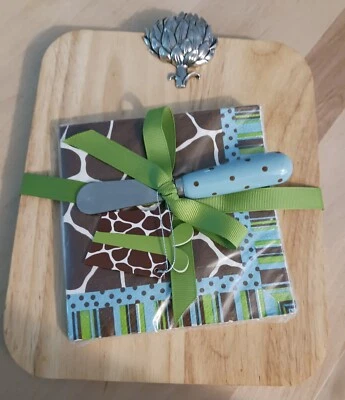 Mudpie Artichoke Wood Cutting Board Set w Cheese Spreader & Napkins NEW - Image 1 of 4