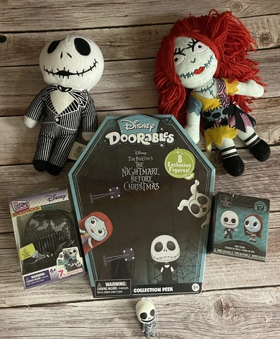 The Nightmare Before Christmas Lot Mini back Pack,Mystery Fig, Plush & Doorables Cover