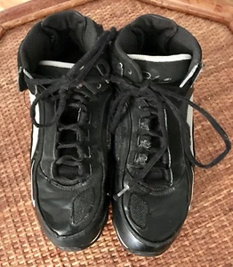 Nike Boys Basketball Shoes Size 4.5 Medium Black White - Picture 1 of 11