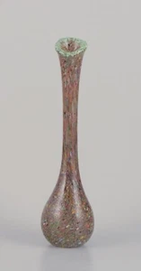 Murano, Italy. Large slender-necked millefiori art glass vase. 1960/70s - Picture 1 of 9
