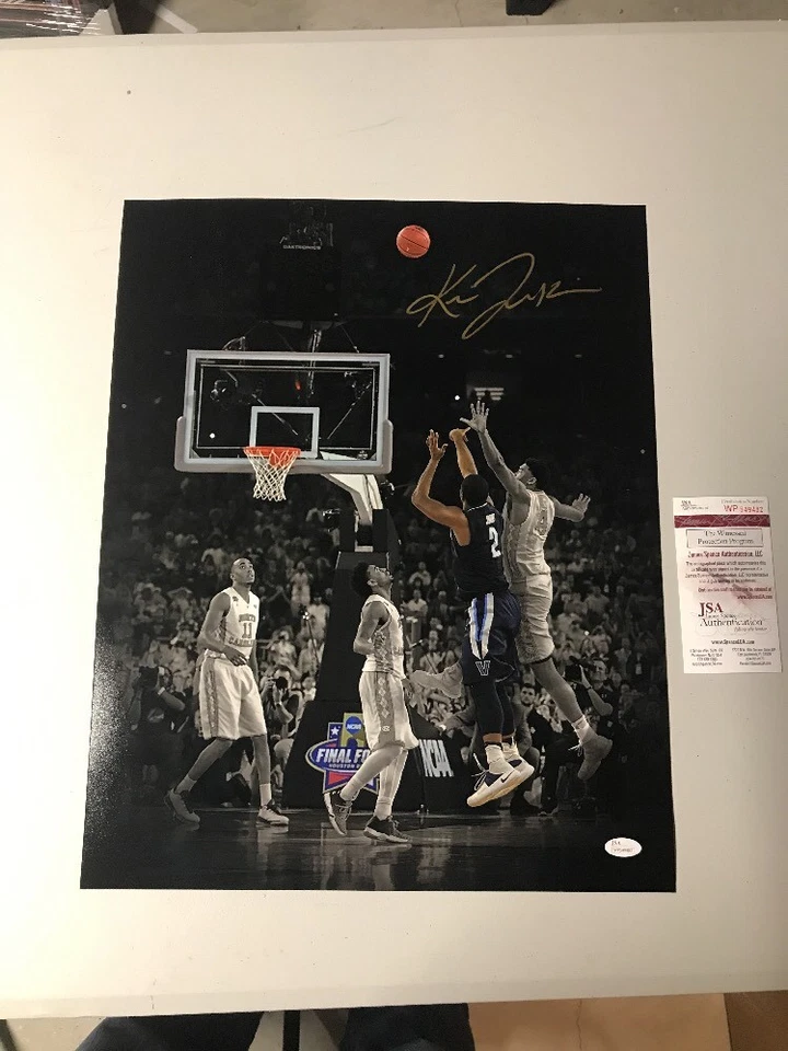 Kris Jenkins Autograph Signed Villanova Spotlight Shot 16x20 Photo JSA - Image 1 of 1