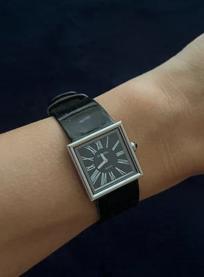 Chanel Mademoiselle Limited Edition Quartz – 23mm Mirror Dial, N.217/500, 1990s — 第 1/4 张图片