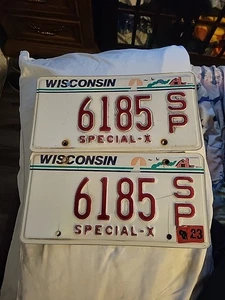 Wisconsin Special-x Plates With 23 Sticker Set Of 2 6185 SP - Picture 1 of 2