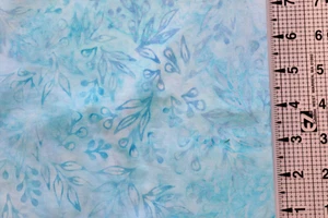 Light blue aqua floral BATIK cotton quilt fabric  FQ pastel - Picture 1 of 2