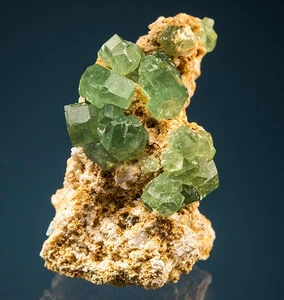 Colección Melanson TN Andradite var. Demantoid Madagascar 1212-5691 - Imagen 1 de 3