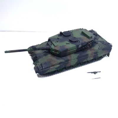 MINICHAMPS 1:35 GERMAN LEOPARD 2 Pauls model art DIECAST 11 inches long - Image 1 of 4