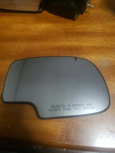 Cheverolet Silverado Manual Mirror Glass - Picture 1 of 3