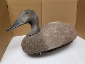Vintage Restle Co. Canvasback Hen Duck Decoy Maumee Ohio - Picture 1 of 4