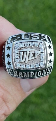 Anel de campeonato 2008 University Of Texas El Paso C-USA Track Champions - Imagem 1 de 4