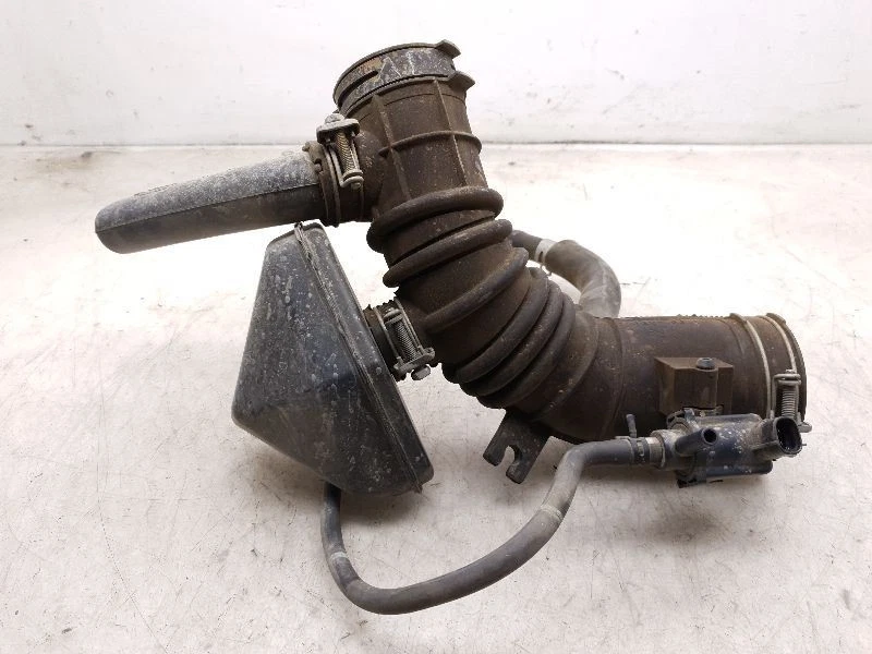 2005 TOYOTA CAMRY 2.4L 4CYL CONJUNTO DE TUBO RESSONADOR LIMPADOR DE AR  - Imagem 1 de 4