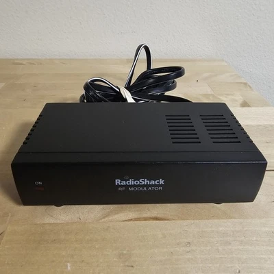 Radio Shack RF Modulator Video Signal Converter AV to Coaxial 15-1214 Tested  - Image 1 of 4