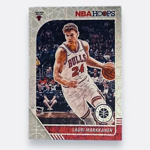 Lauri Markkanen -2019-20 Panini NBA Hoops #27 Silver Laser Prizm Bulls Utah Jazz - Bild 1 von 4