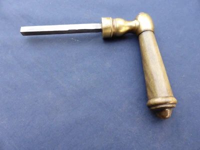 Poignée béquille Corne Laiton ancienne Carré de 7 Porte - Photo 1/4