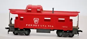 Vintage HO Scale Railroad - Pennsylvania Railroad Caboose 15723 1:87 Gauge Red - Picture 1 of 6