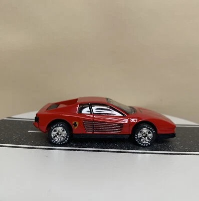 Matchbox Premiere Super Cars Collection Ferrari Testarossa Red w/Logo 1:59 NM - Image 1 of 4