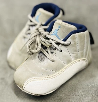 Bebé Air Jordan 12 Tenis Retro Parte Inferior Suave Cuna Zapatos 378139 007 - Talla 3C Foto 1 de 4