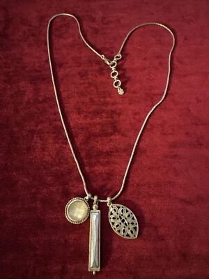 Collar colgante con dije de dos tonos Lucky Brand Foto 1 de 4