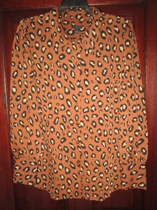 Ann Taylor M Button Down Shirt Blouse Tunic Top Animal Print Textured Feminine - Picture 1 of 3