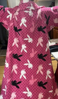 Bata/manta ajustada de lana Playboy Bunny con mangas talla única para la mayoría. Como nuevo Foto 1 de 4