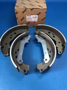 Genuine Ford Transit Connect 02-13 TORNEO Rear Brake Shoe Set 1511233 - Picture 1 of 3