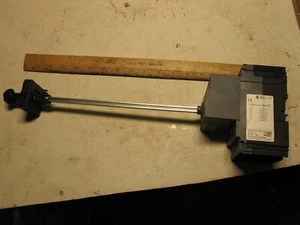 NUOVO DA UOMO 3VA5130-6EC31-0A0 INTERRUTTORE 30A/600V A0986 - Foto 1 di 9