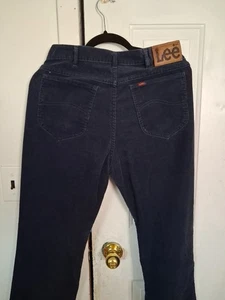 Vintage Lee Pants Mens 33x32 Blue Corduroy ULTRA CORD Cotton 90s 80s Jeans - Picture 1 of 10