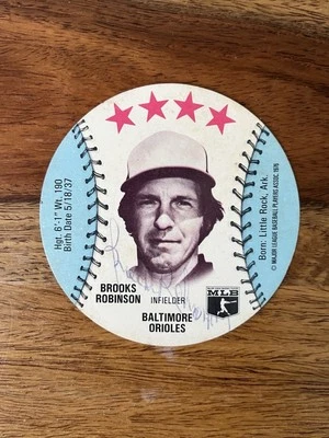 1976 MSA Discs Autographed - Brooks Robinson Towne Club Pop Centers - Image 1 of 2