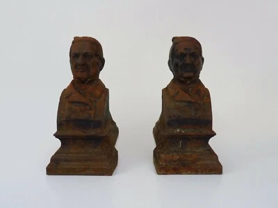 Paire de chenets de cheminée en fonte portrait Adolphe Thiers. XIXème - Photo 1/4
