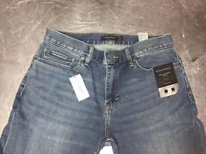 NWT Banana Republic Mens Straight Fit Rapid Movement Denim Jeans Stretch 32x36. - Picture 1 of 5
