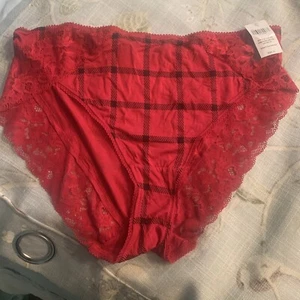 Soma 570292335 EMBRACEABLE SIGNATURE LACE HIGH LEG SERENITY PLAID M RED BLK XL - Picture 1 of 9