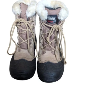 Itasca Women's Tan and Black Winter Boots - Picture 1 of 7