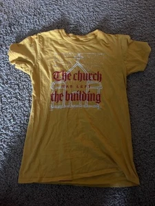 Bibel T-Shirt "Die Kirche hat das Gebäude verlassen" - Bild 1 von 3