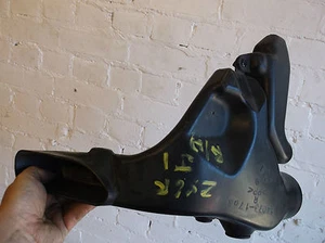 KAWASAKI ZX 6R J MODEL , INLET CHAMBER . READ THE DESCRIPTION - Picture 1 of 1