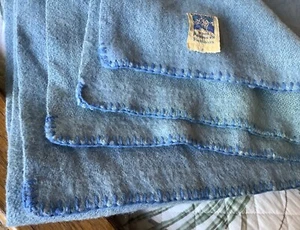 Vintage Kenwood Famous blaue Wolldecke 80 x 73 - Bild 1 von 5