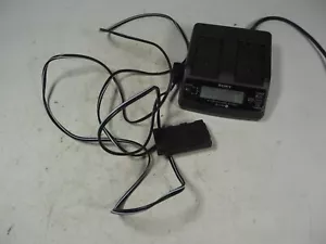 Sony AC-VQ1050 Dual Battery Charger POWERS UP BUT UNTESTED - Picture 1 of 7