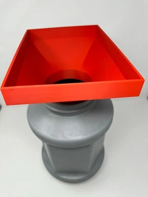 Embudo FART (Vaso Rotativo Frankford Arsenal) - Carga fácilmente tu latón Hecho en EE. UU. Foto 1 de 3