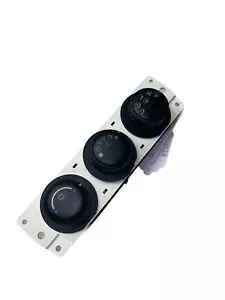 2006-2010 HUMMER H3 AC HEATER CONTROL CLIMATE CONTROL TEMPERATURE CONTROL B530 - Picture 1 of 5