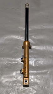 GENUINE YAMAHA FZ750 GENESIS 1985 -86 RIGHT FORK LEG STANCHION - Picture 1 of 15